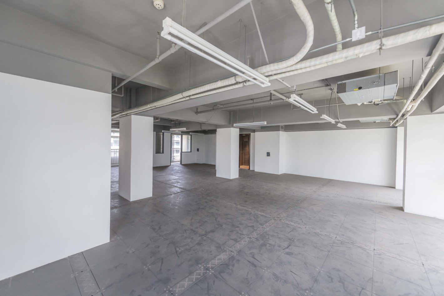 建滔商业广场长宁 建滔商业广场 312平米 简装修