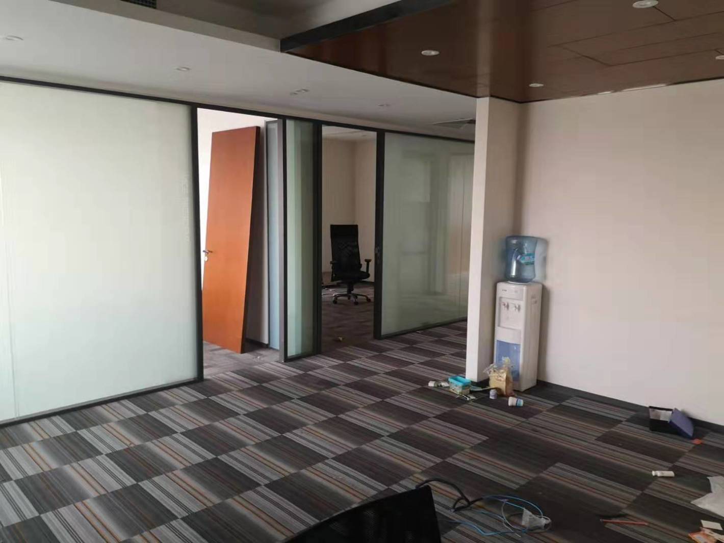 建滔商业广场长宁 建滔商业广场 862平米 简装修