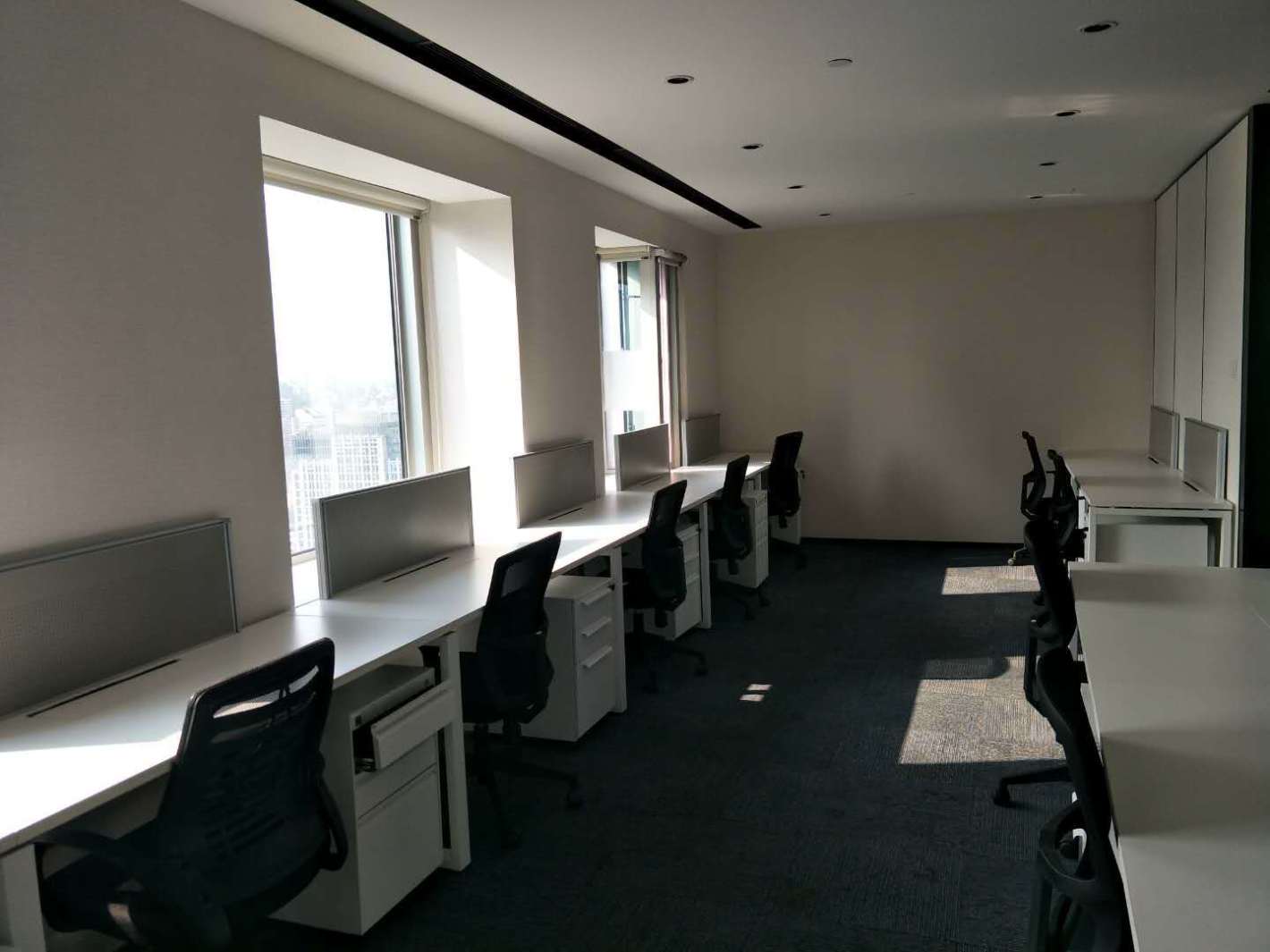 中欣大厦静安 中欣大厦 194平米 简装修