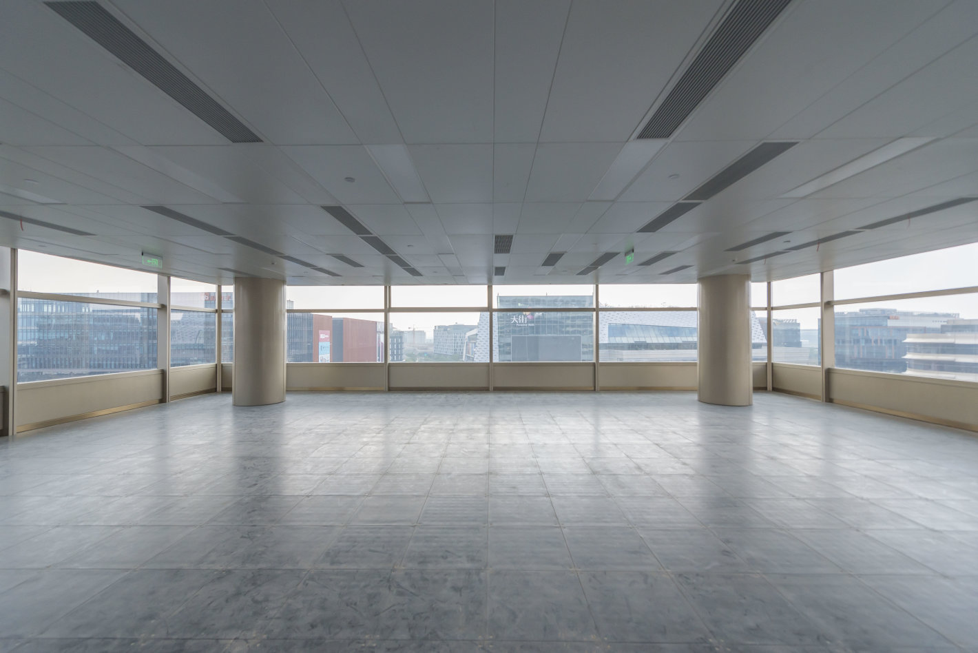 虹桥万通中心长宁 虹桥万通中心 682平米 简装修