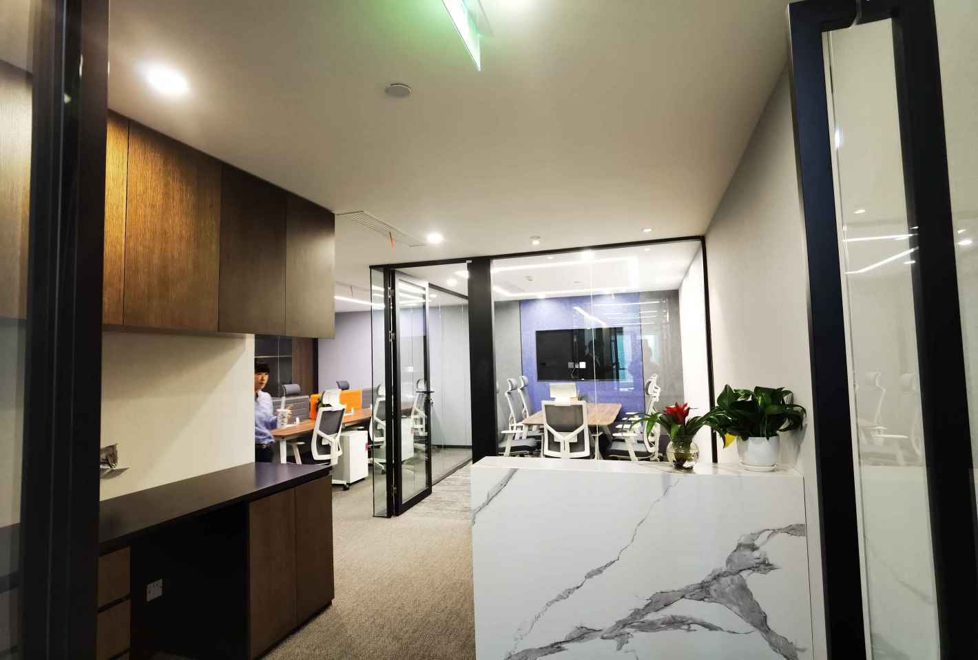 上海招商局大厦浦东 上海招商局大厦 140平米 简装修