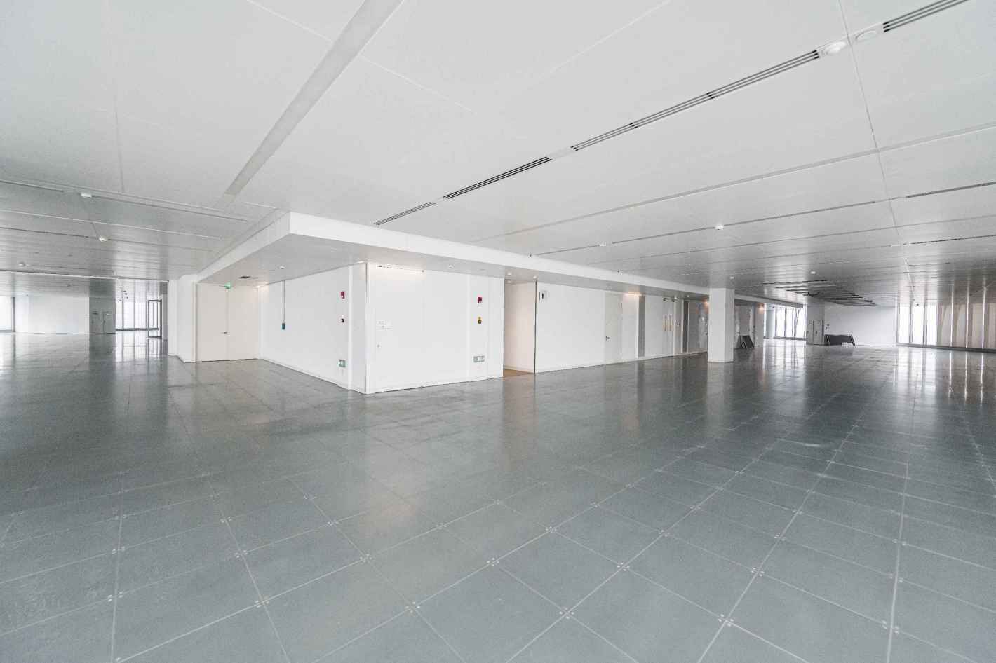 上海中心大厦407平米办公室出租-租金价格15.50元/m²/天