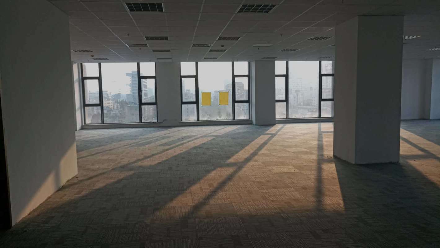 港汇恒隆广场徐汇 港汇恒隆广场 213平米 中等装修