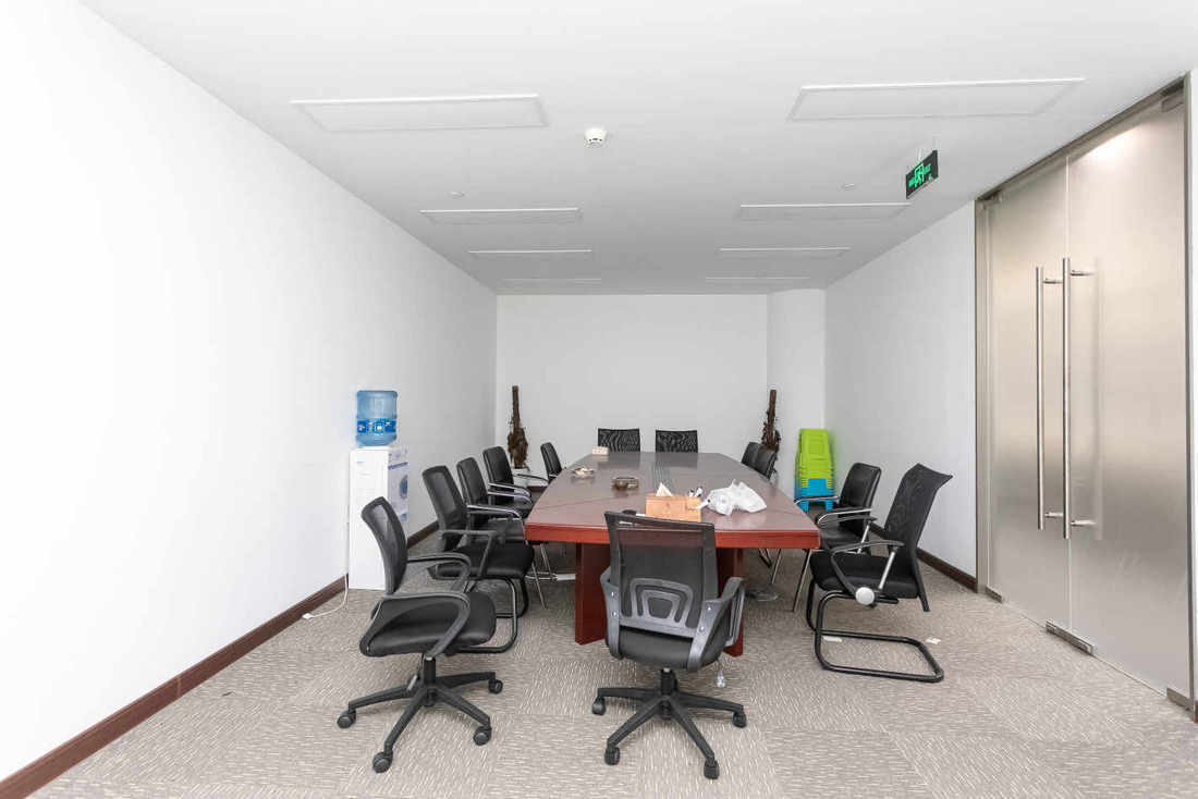 诺亚财富中心（原虹桥新地中心）长宁 诺亚财富中心（原虹桥新地中心） 611平米 简装修