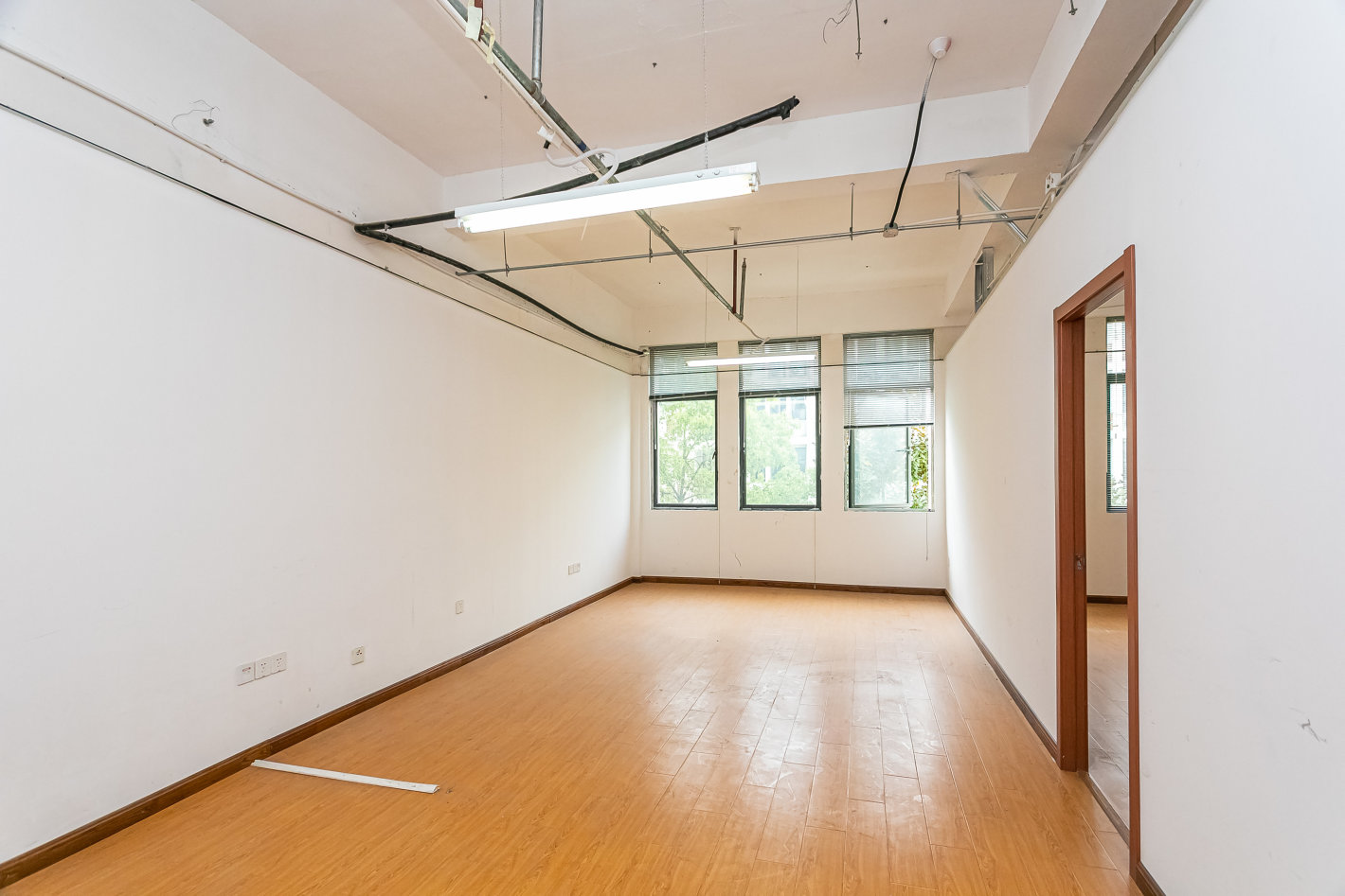 长江软件园宝山 长江软件园 109平米 简装修