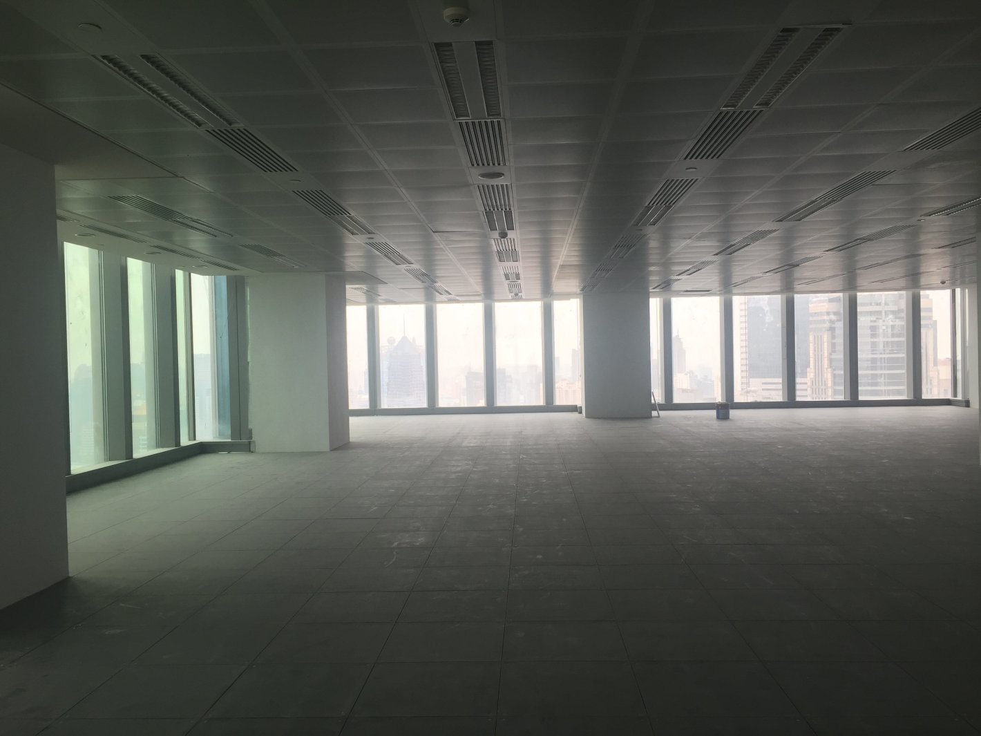 中国人寿金融中心浦东 中国人寿金融中心 381平米 简装修