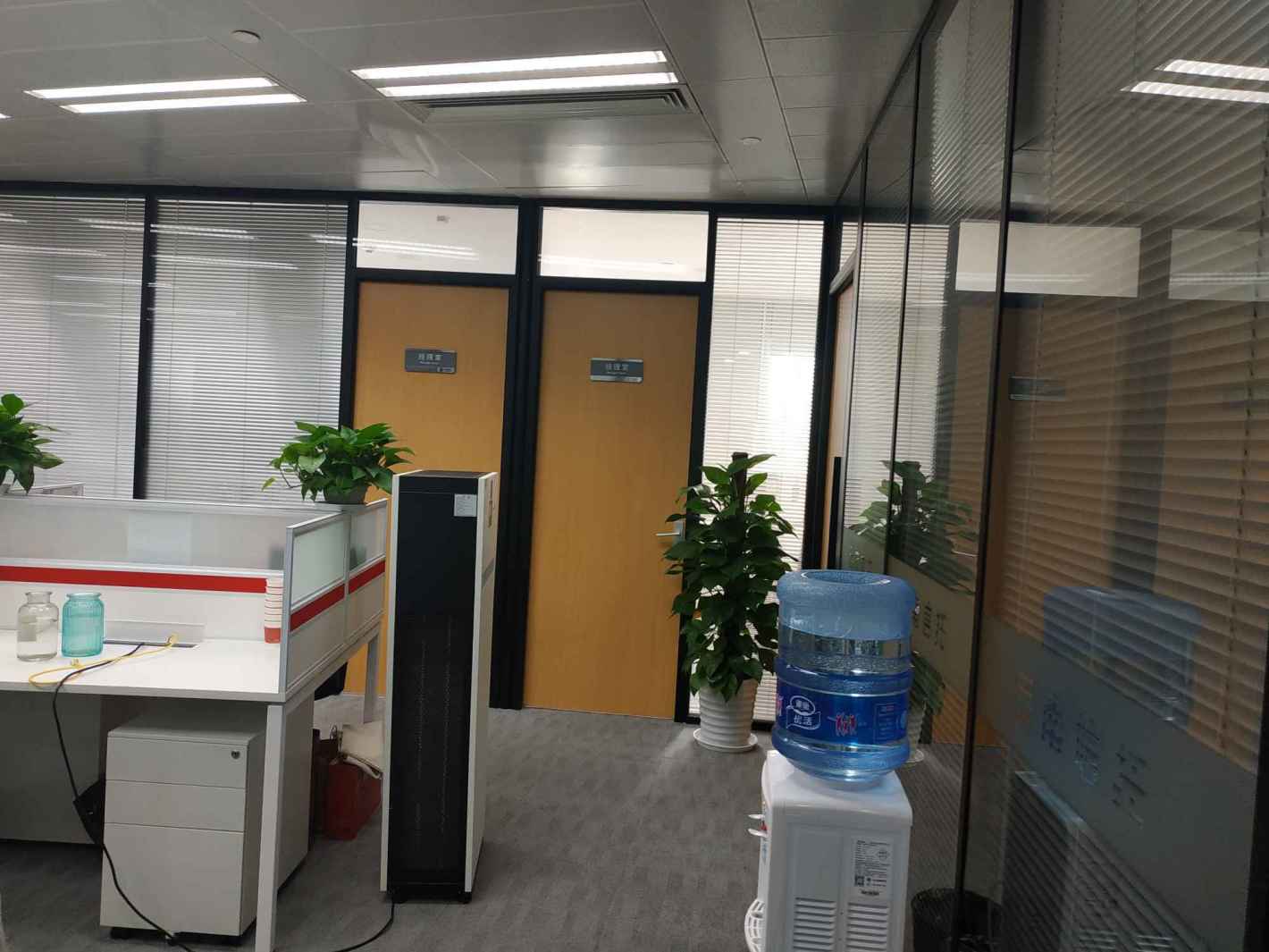 1788国际中心静安 1788国际中心 396平米 简装修