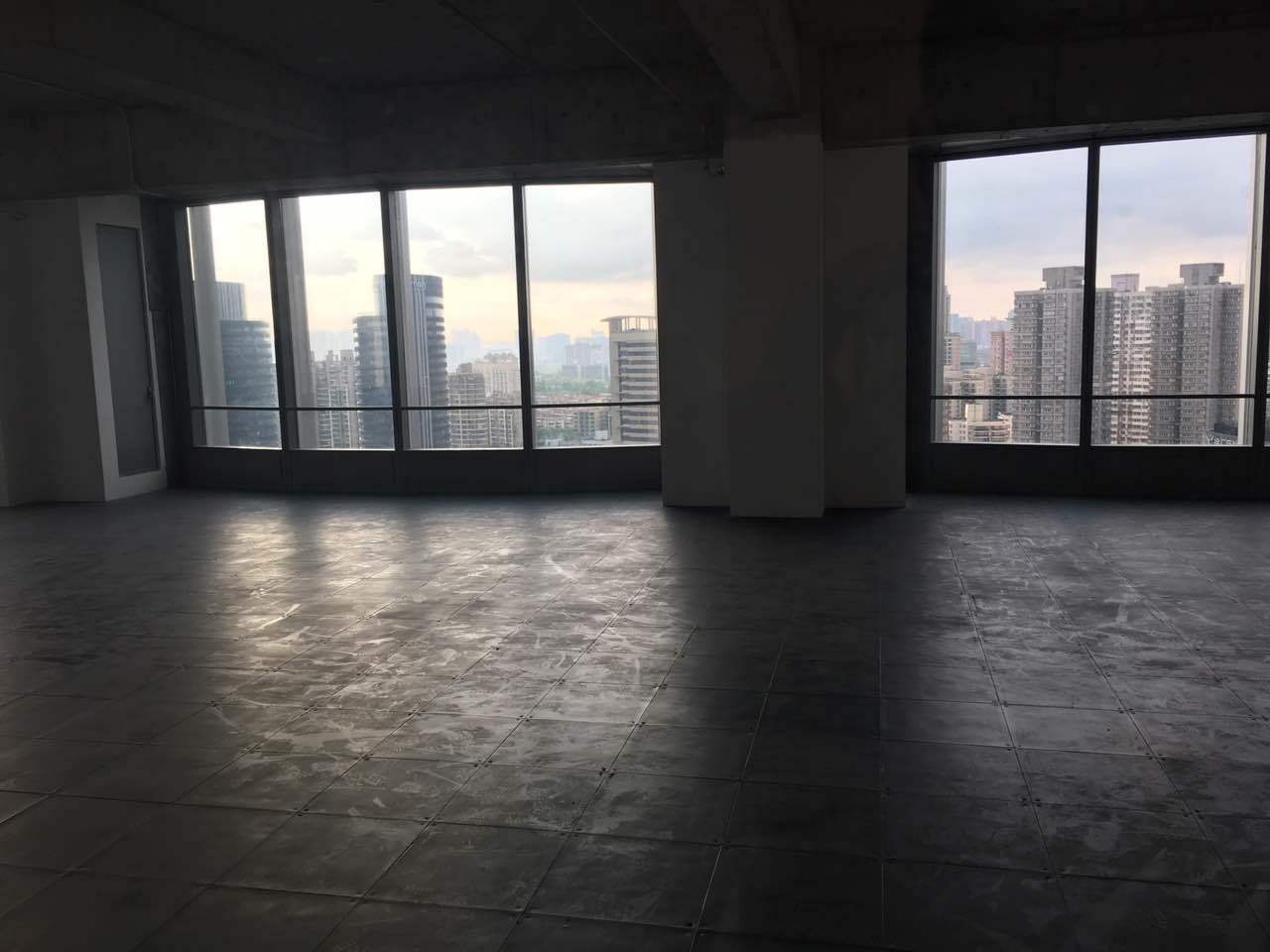 徐汇万科中心徐汇 徐汇万科中心 550平米 简装修