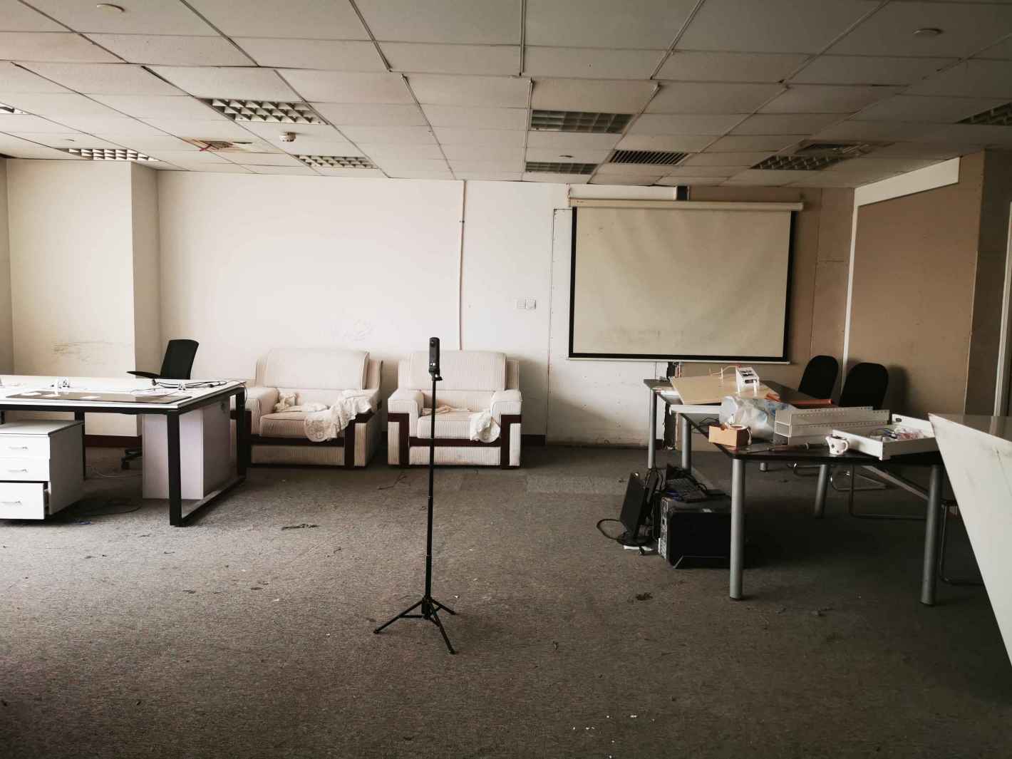 世界贸易大厦黄浦 世界贸易大厦 155平米 简装修