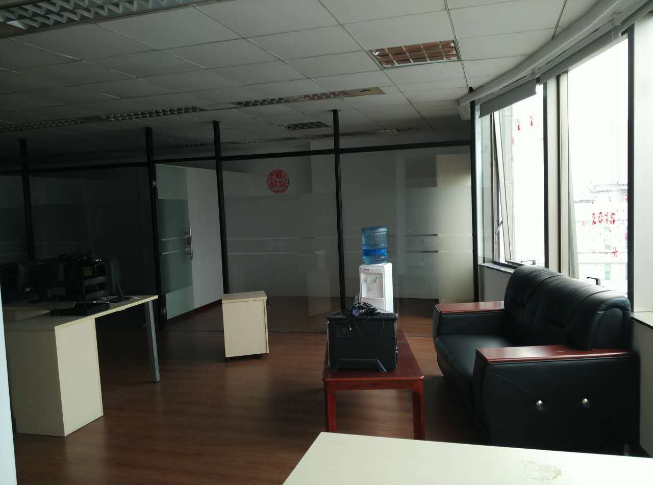 申亚金融广场长宁 申亚金融广场 82平米 精装修