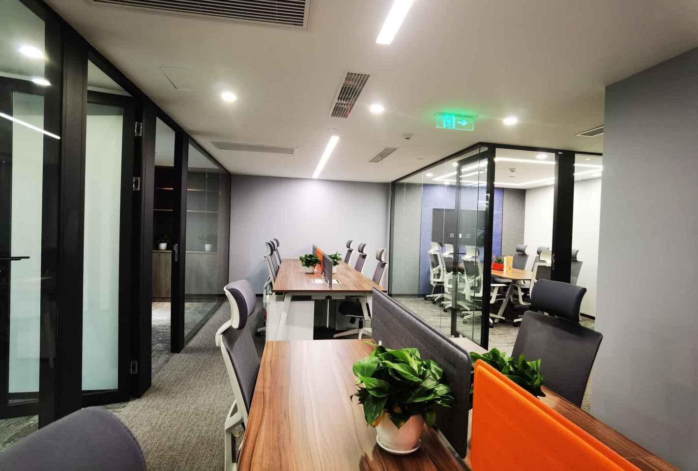 上海招商局大厦浦东 上海招商局大厦 140平米 简装修