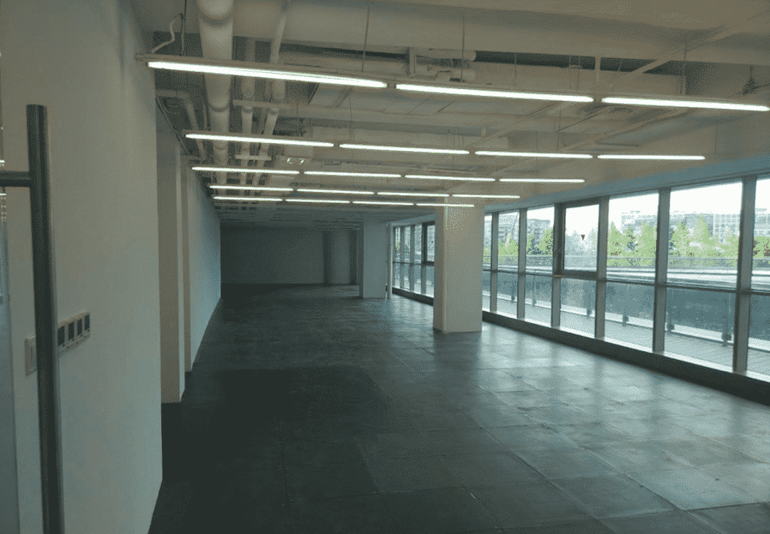 天会商务广场(凌空SOHO)长宁 天会商务广场(凌空SOHO) 237平米 中等装修