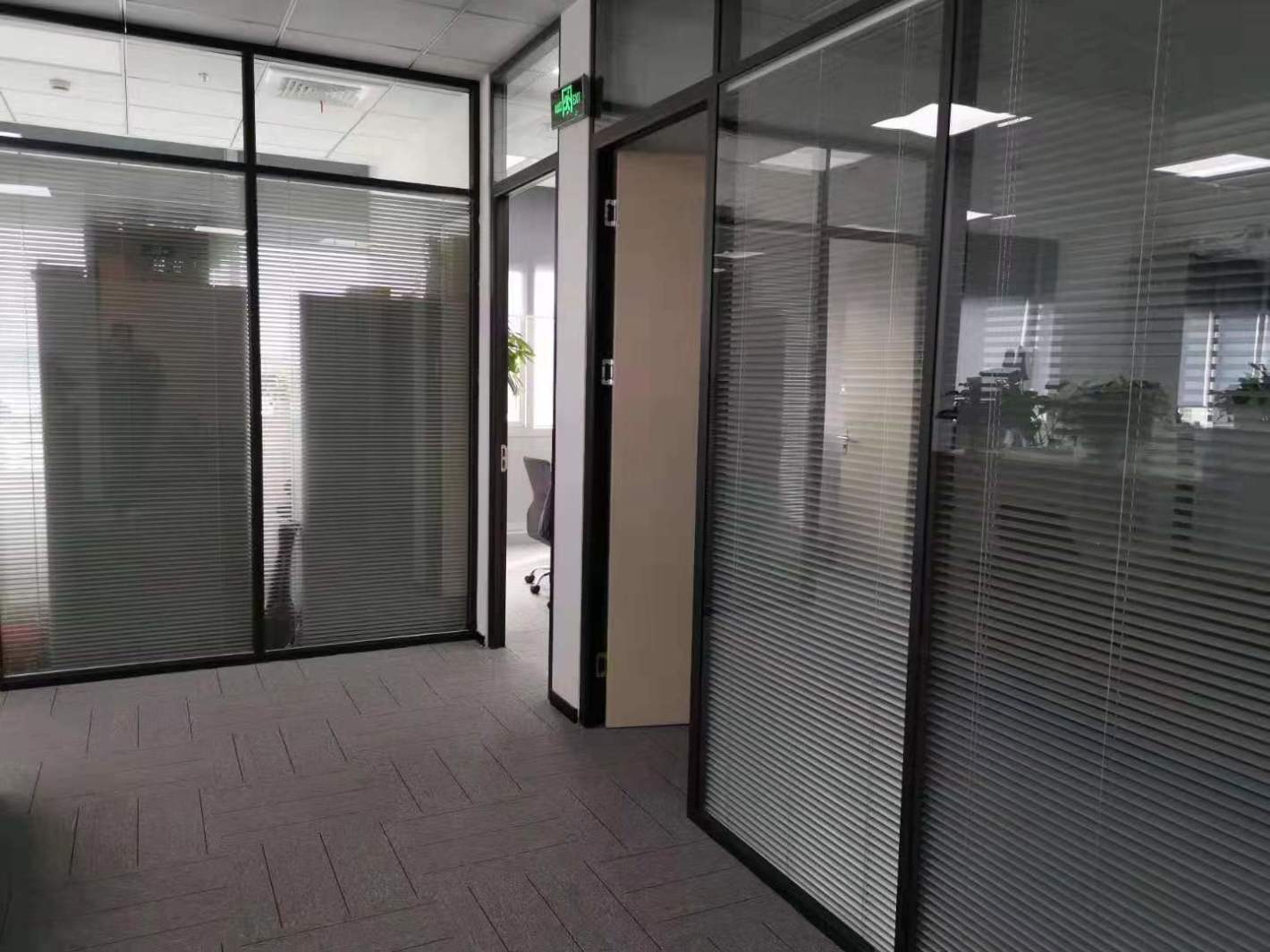 海亮大厦普陀 海亮大厦 236平米 简装修