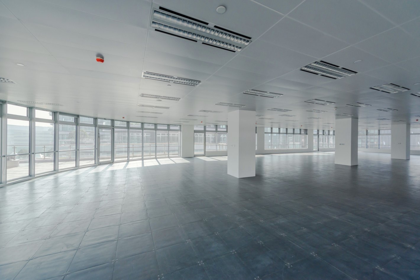 虹桥丽宝广场长宁 虹桥丽宝广场 120平米 标准装修