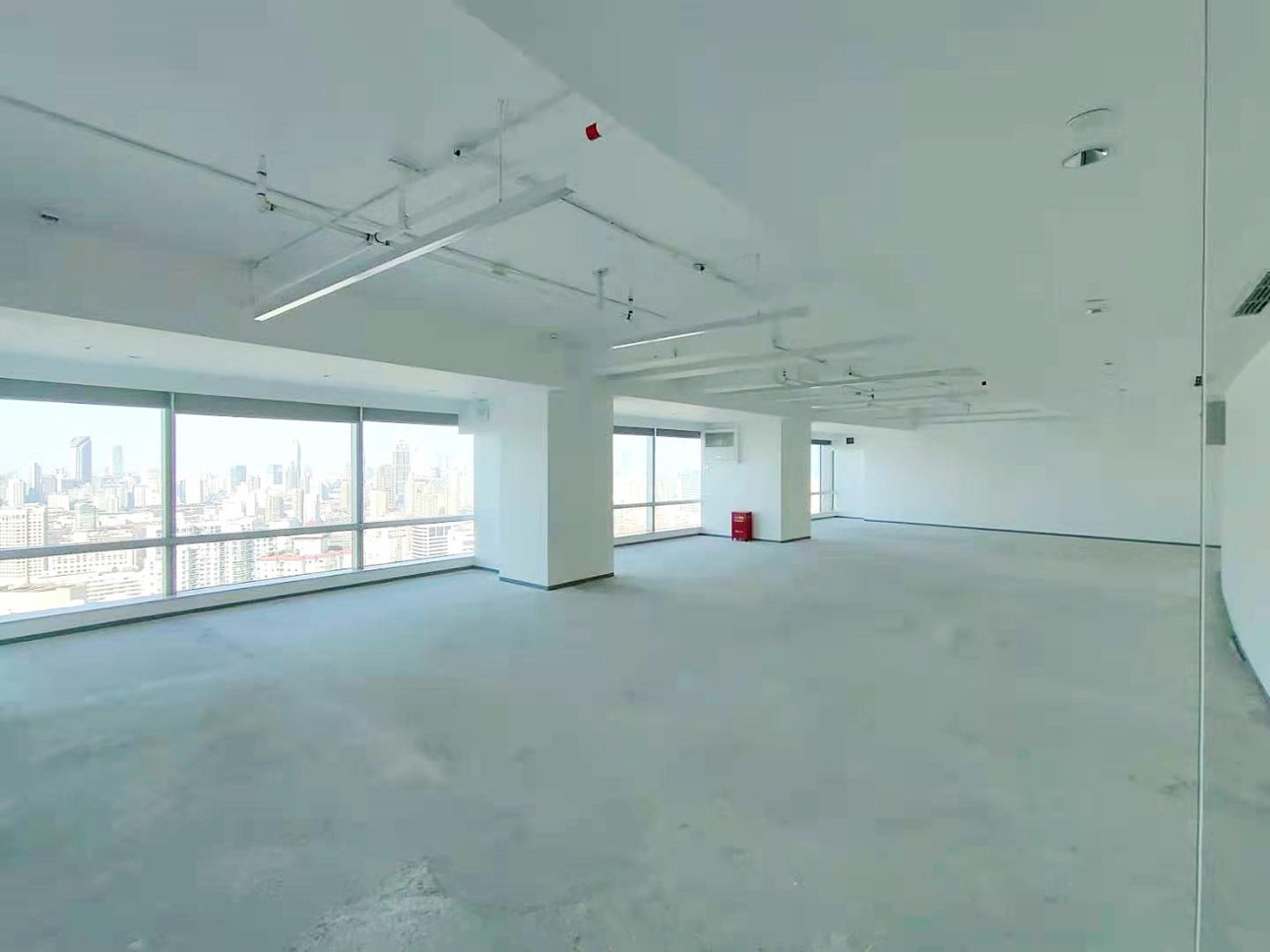 中港汇黄浦(原长城金融大厦)黄浦 中港汇黄浦(原长城金融大厦) 403平米 简装修