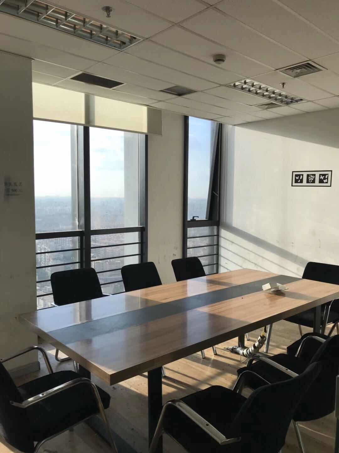 华滋奔腾大厦宝山 华滋奔腾大厦 716平米 精装修