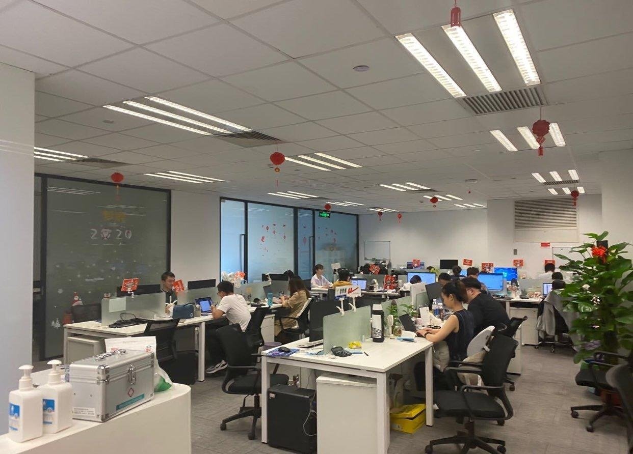 SOHO中山广场长宁 SOHO中山广场 345平米 简装修