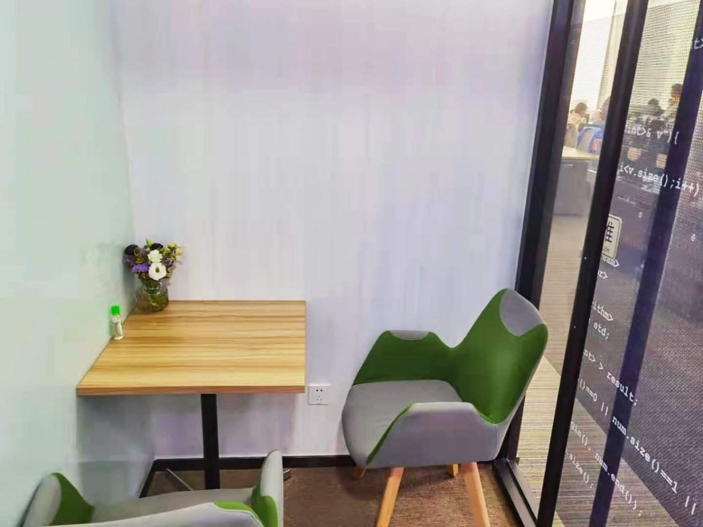 南洋1931徐汇 南洋1931 323平米 简装修