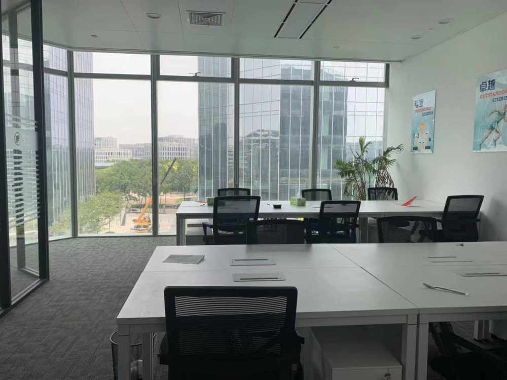 虹桥汇长宁 虹桥汇 136平米 简装修