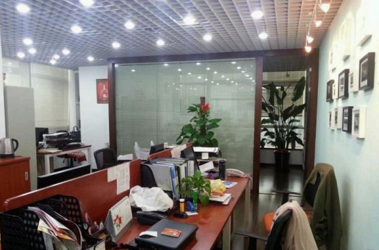 申亚金融广场长宁 申亚金融广场 82平米 精装修