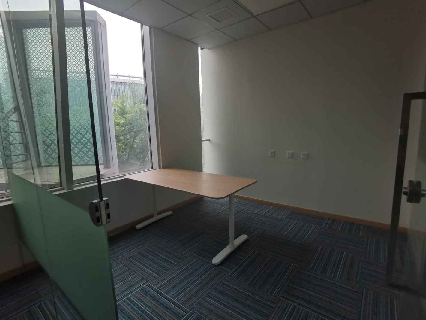 虹桥协信中心长宁 虹桥协信中心 141平米 简装修