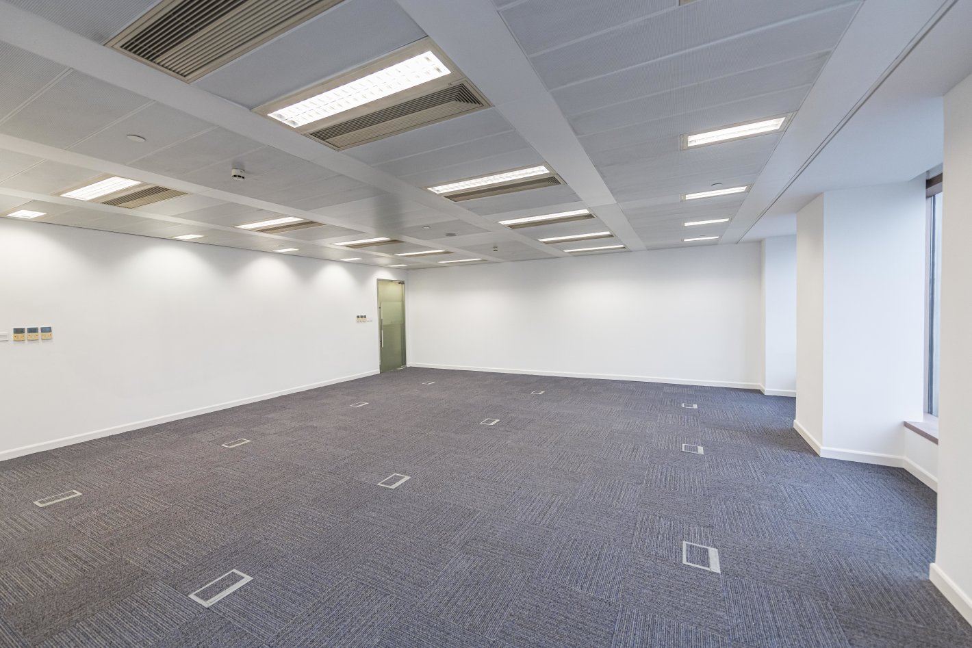 港汇恒隆广场徐汇 港汇恒隆广场 132平米 简装修