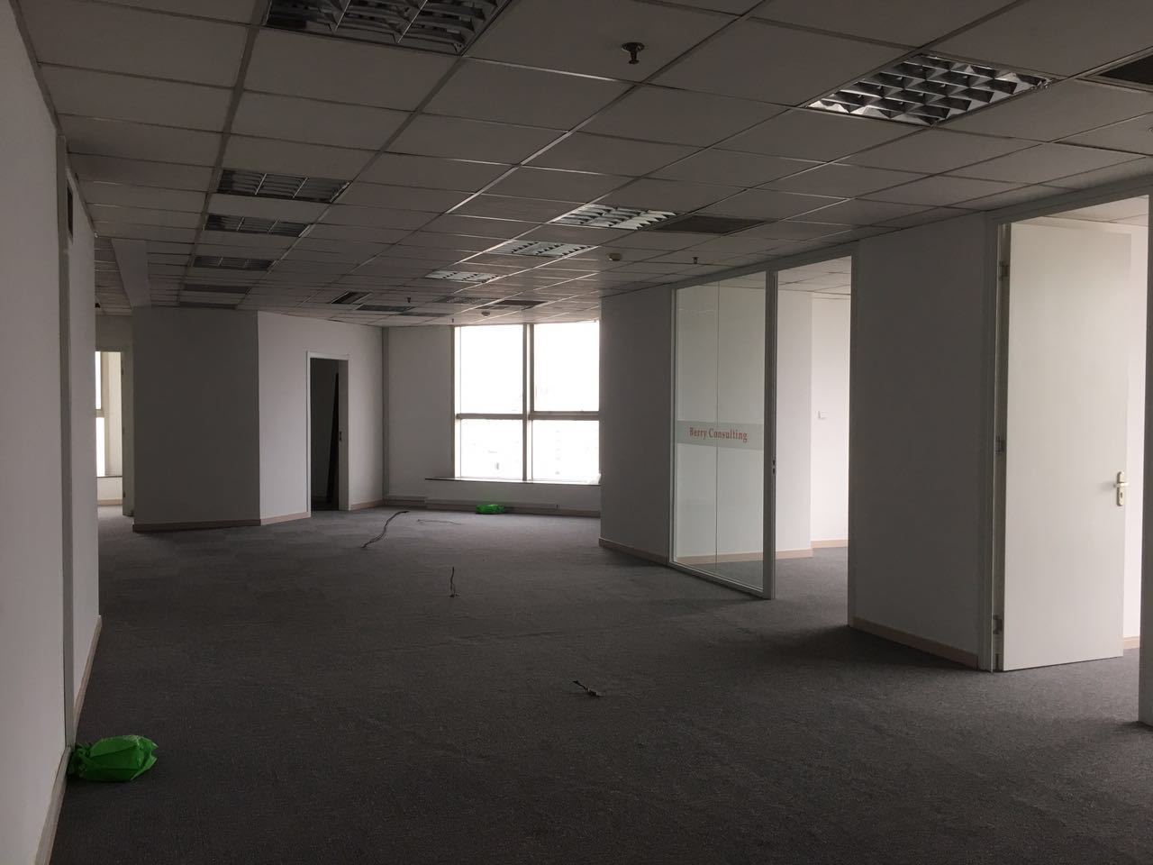 怡华大楼369平米办公室出租-租金价格2.13元/m²/天
