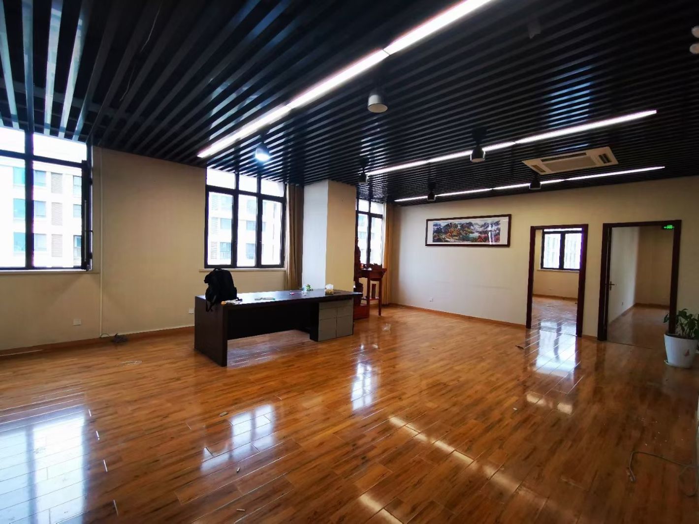 星汇广场二期杨浦 星汇广场二期 286平米 中等装修