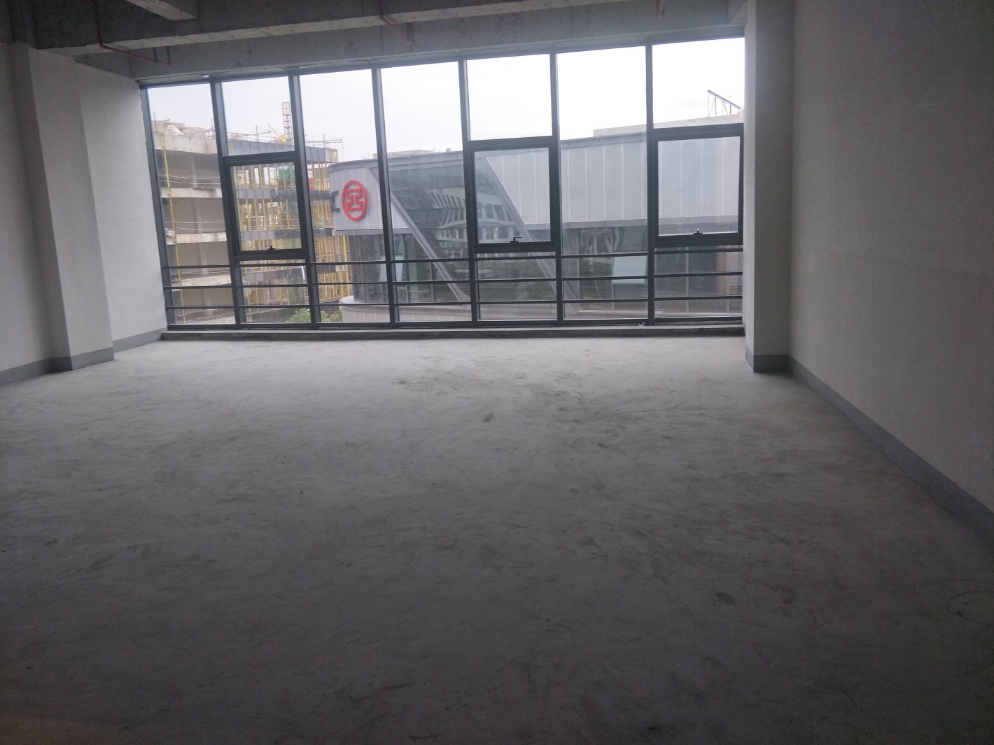 虹桥正荣中心长宁 虹桥正荣中心 248平米 毛坯