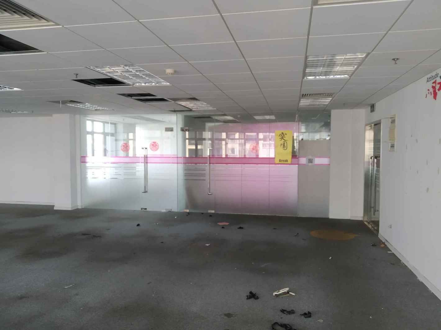 新城市中心广场普陀 新城市中心广场 168平米 简装修