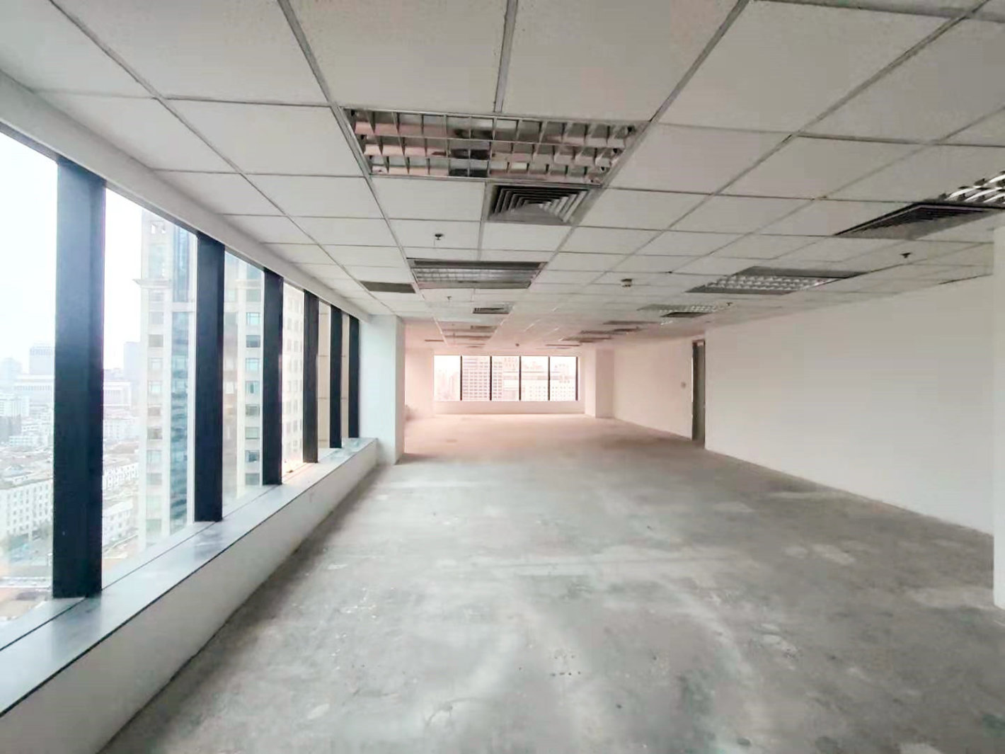 申亚金融广场长宁 申亚金融广场 229平米 简装修