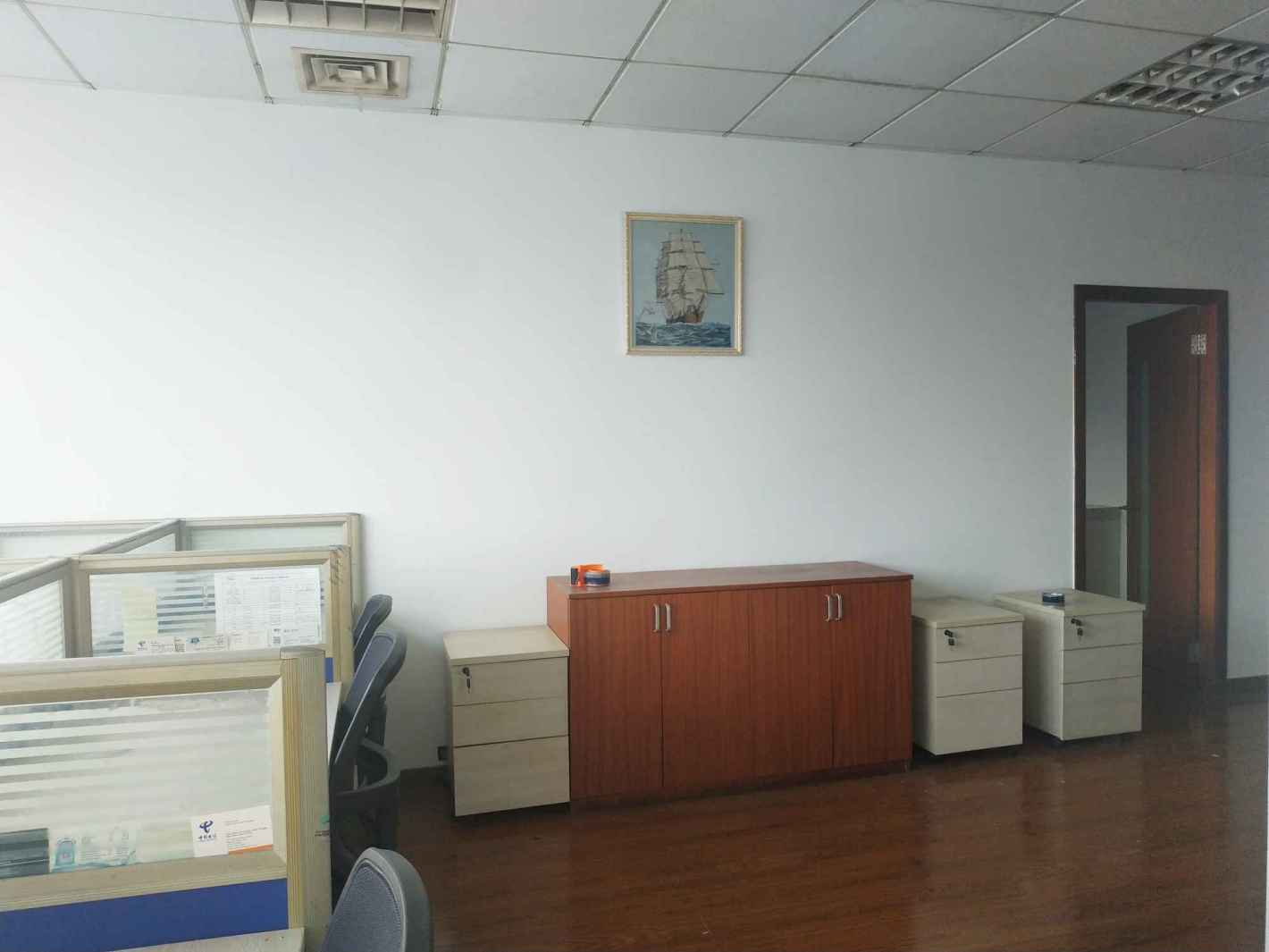 曹杨商务大厦普陀 曹杨商务大厦 104平米 中等装修