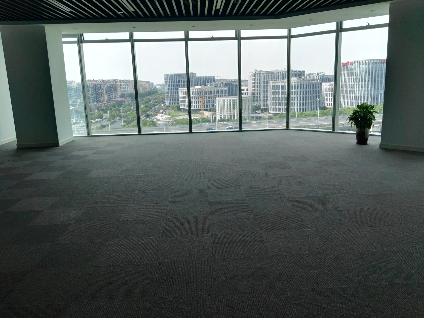 虹桥汇长宁 虹桥汇 239平米 简装修