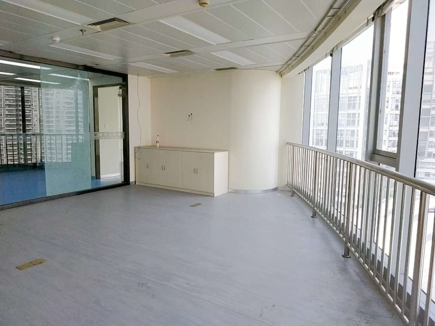 绿洲中环中心普陀 绿洲中环中心 173平米 简装修