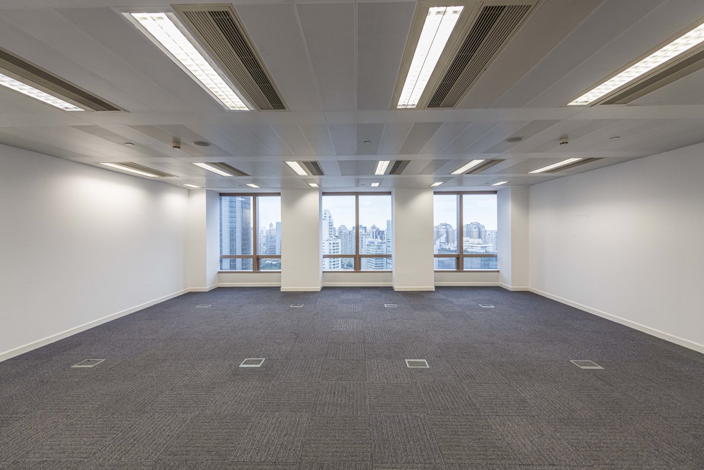 港汇恒隆广场徐汇 港汇恒隆广场 131平米 简装修