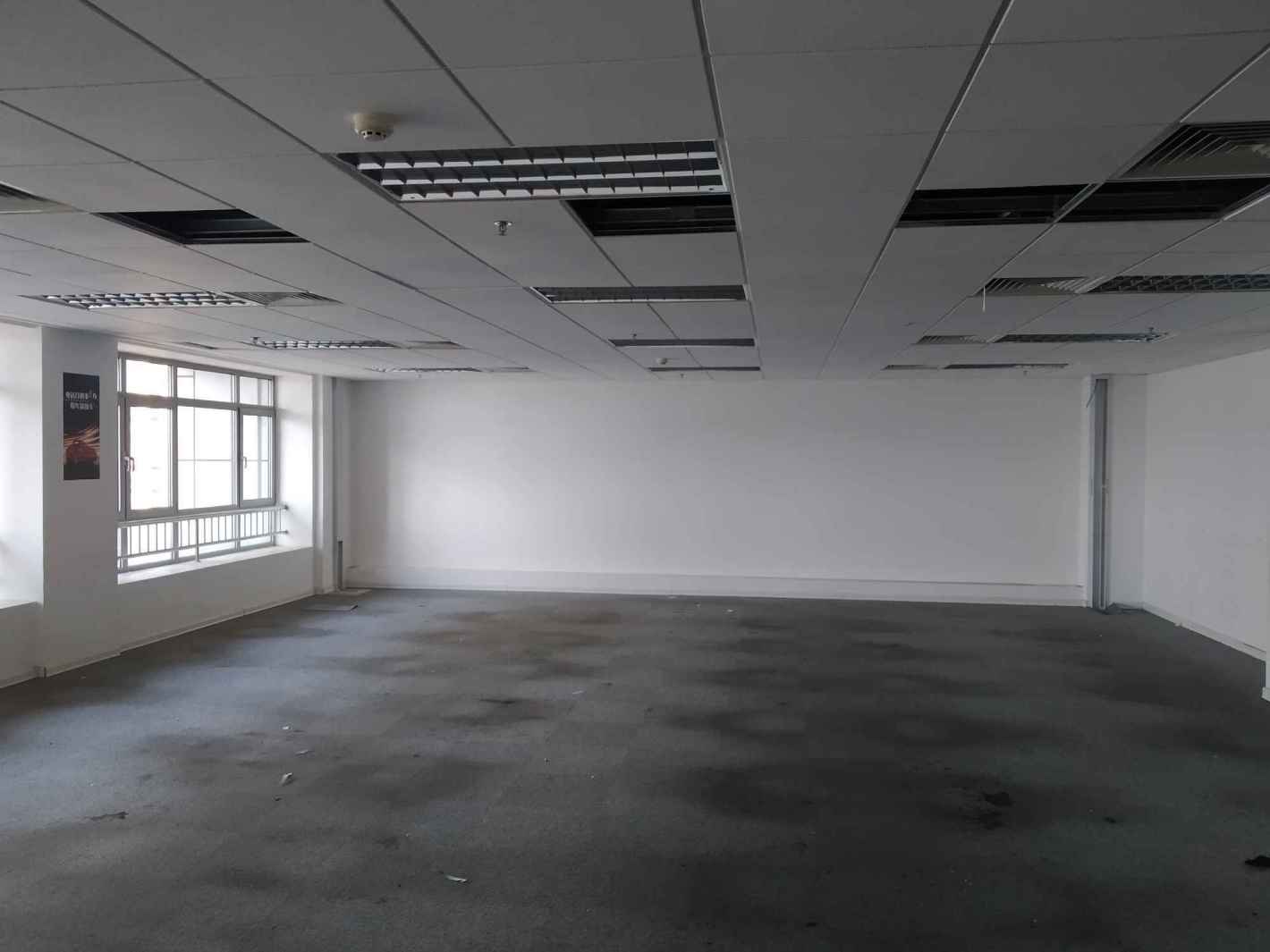 新城市中心广场普陀 新城市中心广场 168平米 简装修