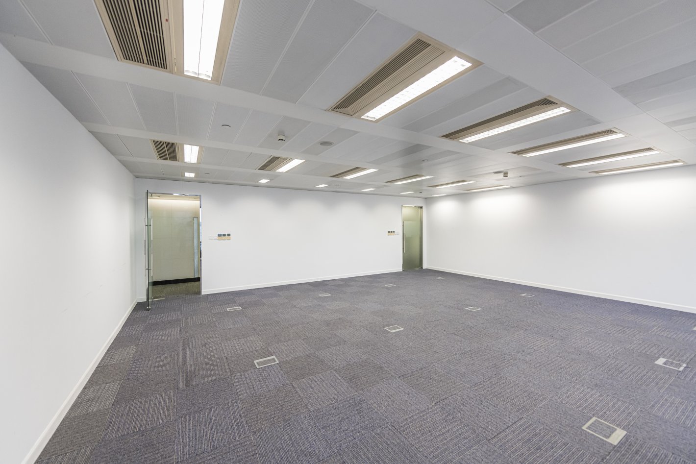 港汇恒隆广场徐汇 港汇恒隆广场 131平米 简装修