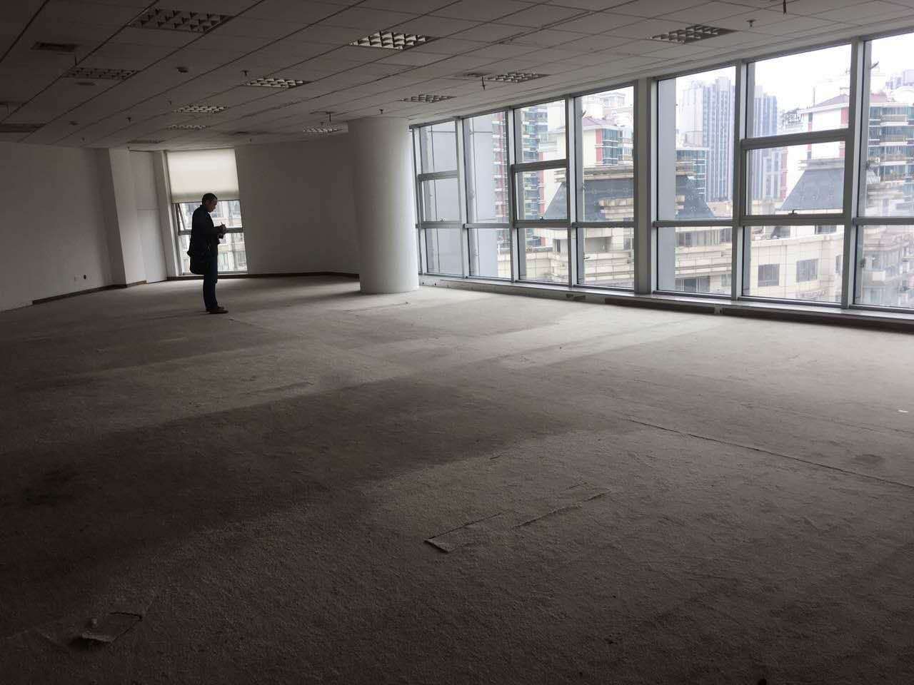 世界贸易大厦黄浦 世界贸易大厦 426平米 简装修