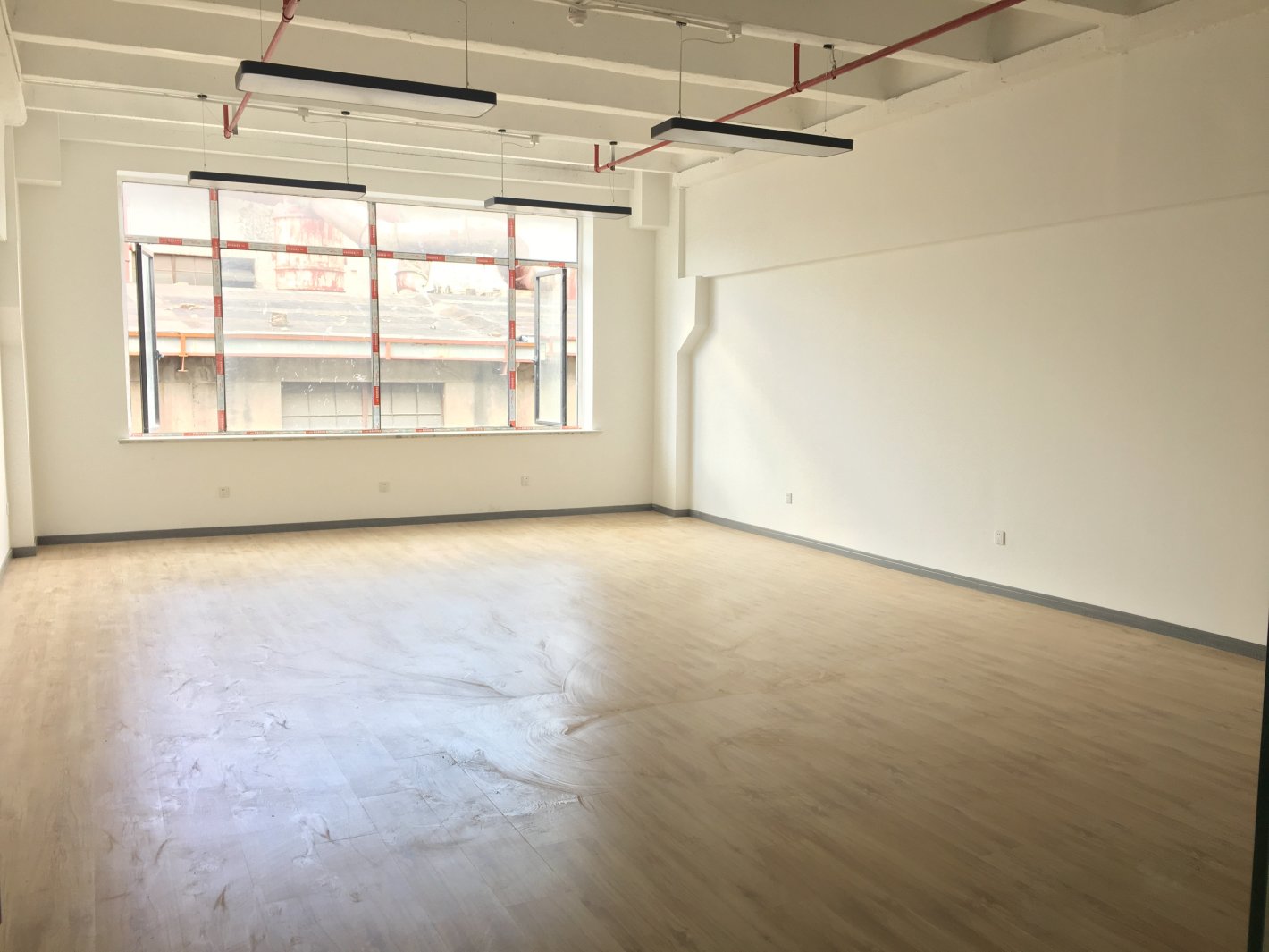 昇Park创意产业园宝山 昇Park创意产业园 78平米 简装修