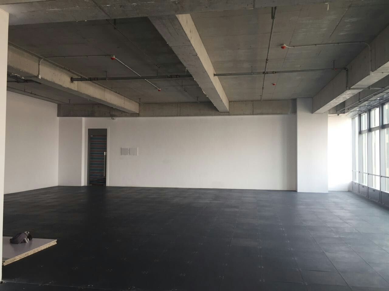 徐汇万科中心徐汇 徐汇万科中心 550平米 简装修