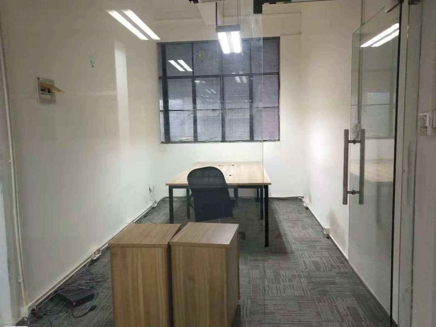 华盛大厦黄浦 华盛大厦 309平米 简装修