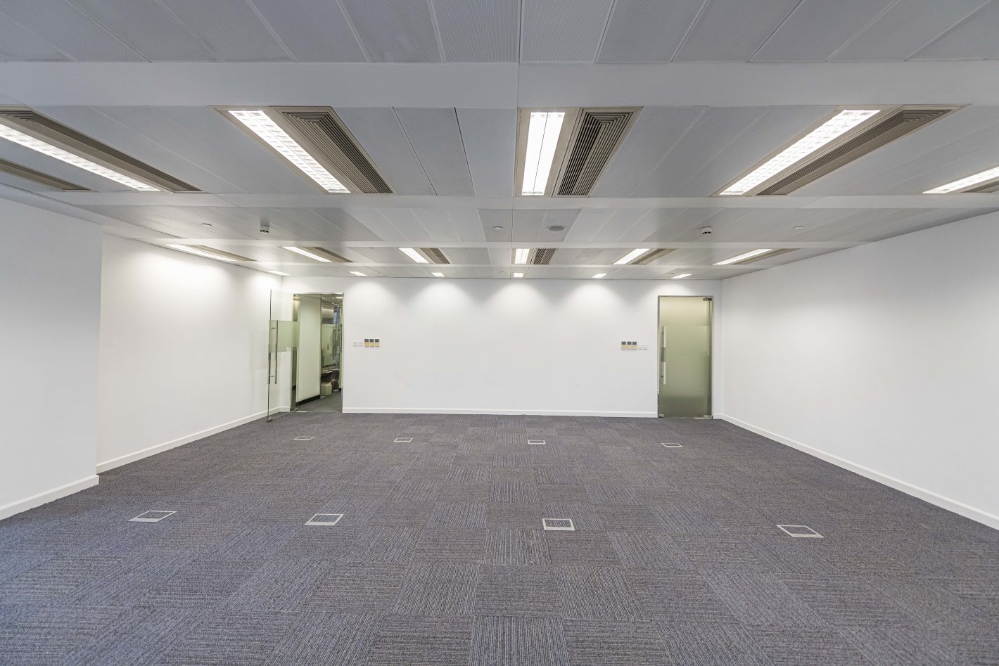 港汇恒隆广场徐汇 港汇恒隆广场 132平米 简装修