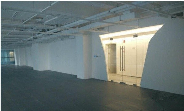 天会商务广场(凌空SOHO)长宁 天会商务广场(凌空SOHO) 320平米 简装修