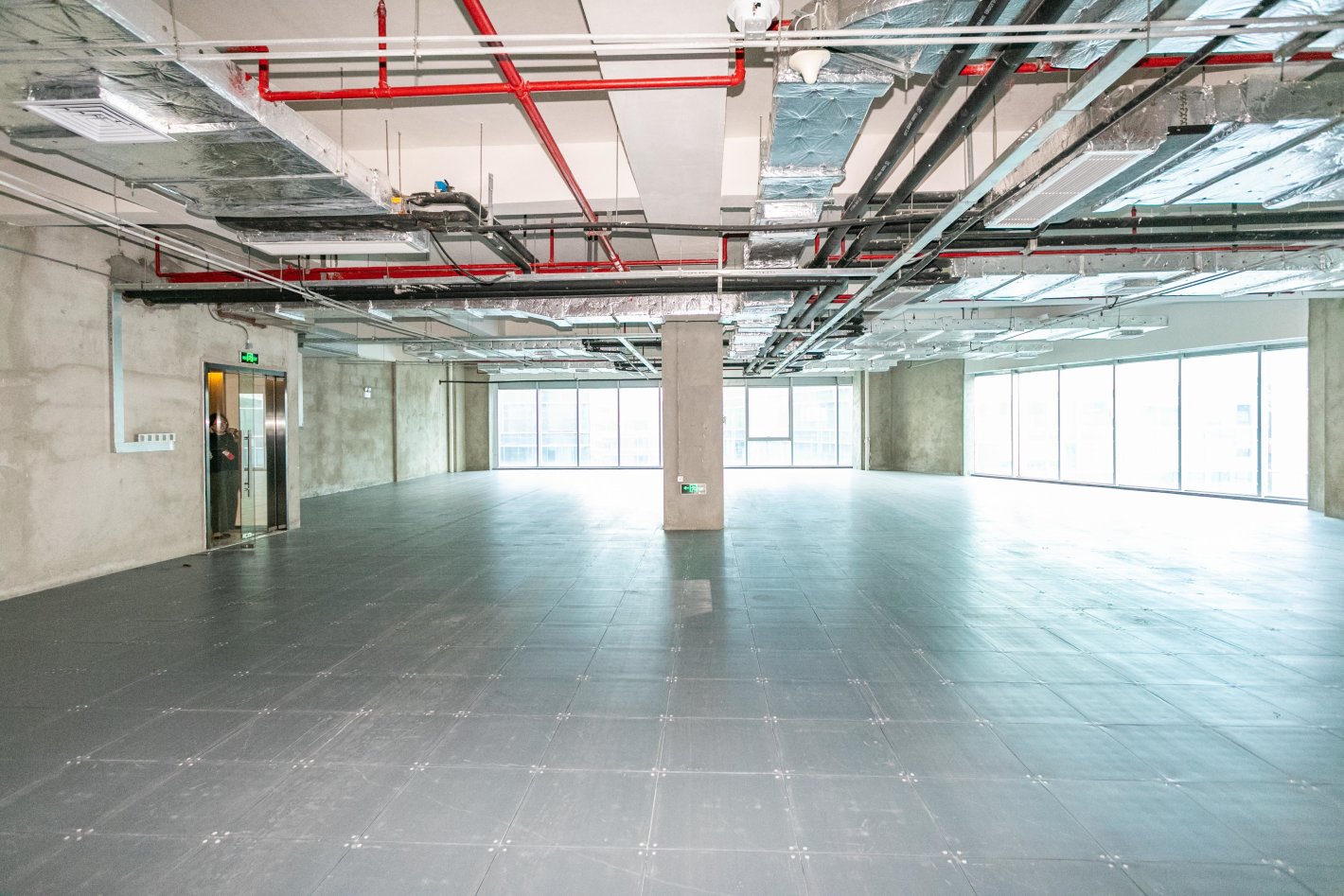 七宝宝龙城市广场闵行 七宝宝龙城市广场 593平米 简装修