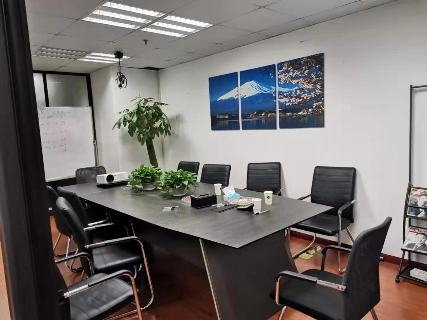 华敏·翰尊国际长宁 华敏·翰尊国际 127平米 中等装修