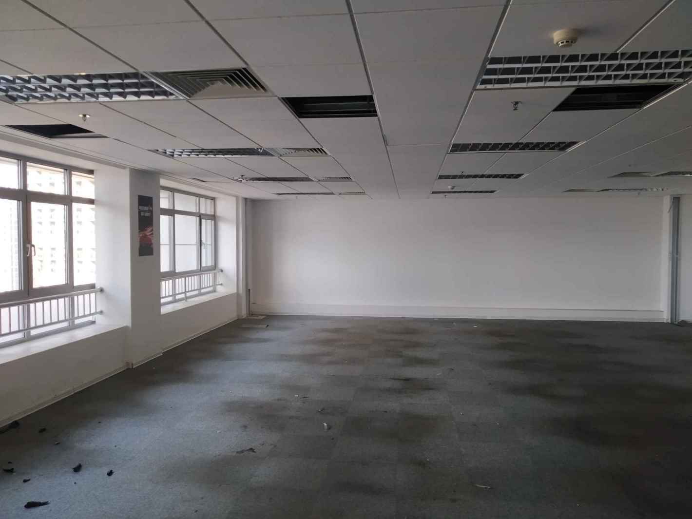 新城市中心广场普陀 新城市中心广场 168平米 简装修