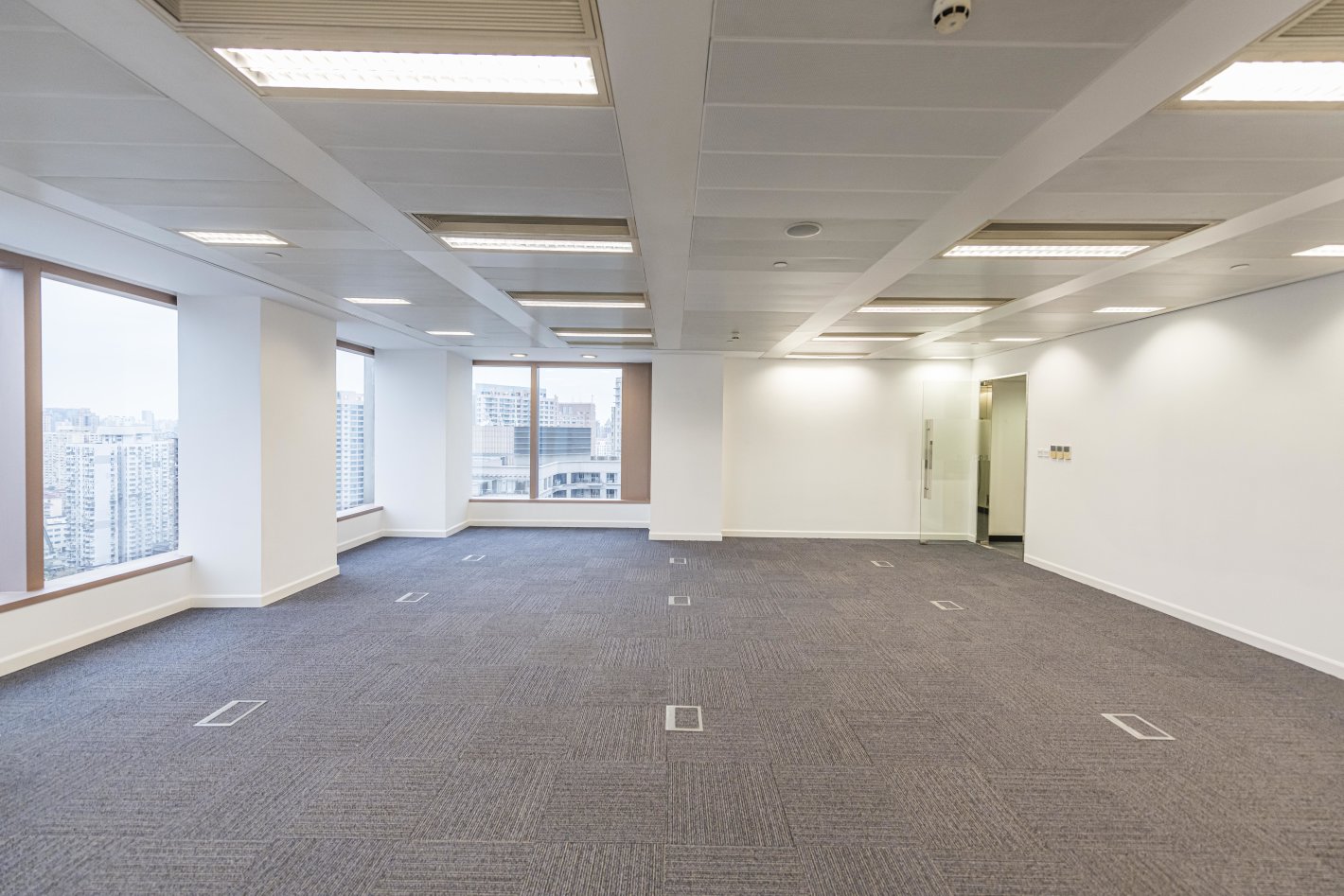 港汇恒隆广场徐汇 港汇恒隆广场 132平米 简装修