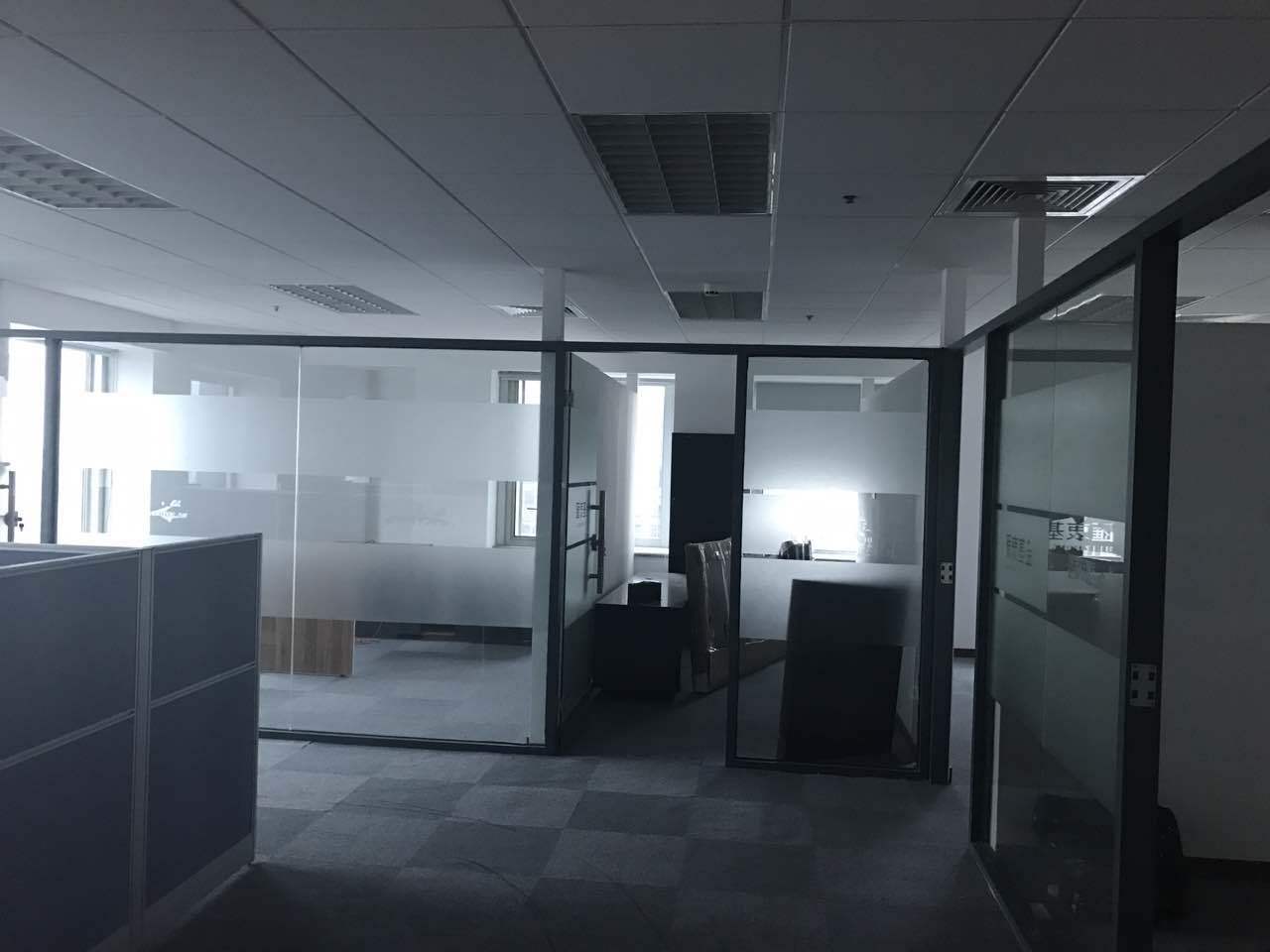 东方投资大厦（原名东方众鑫大厦）静安 东方投资大厦（原名东方众鑫大厦） 194平米 中等装修