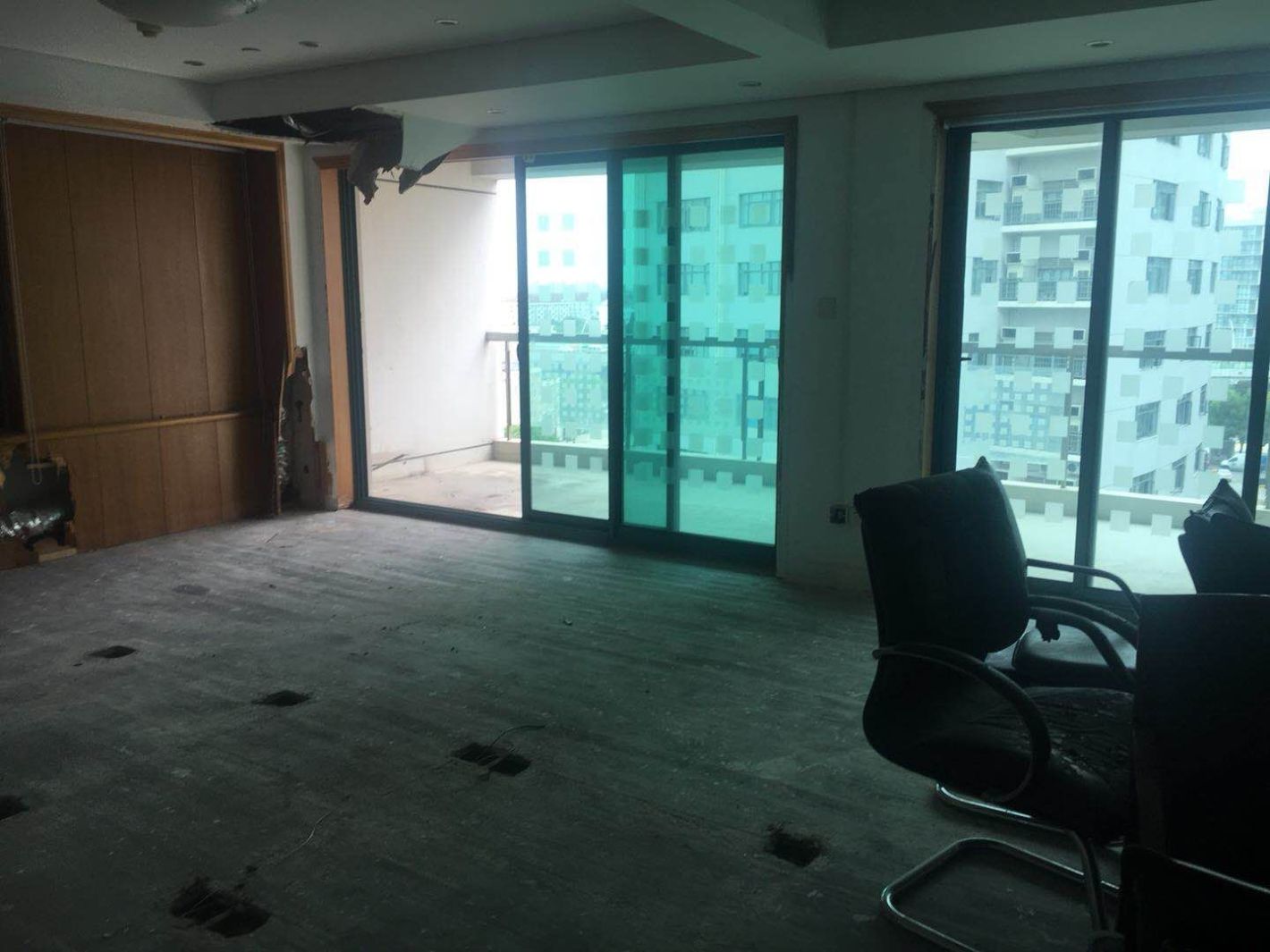 远东国际广场长宁 远东国际广场 48平米 中等装修