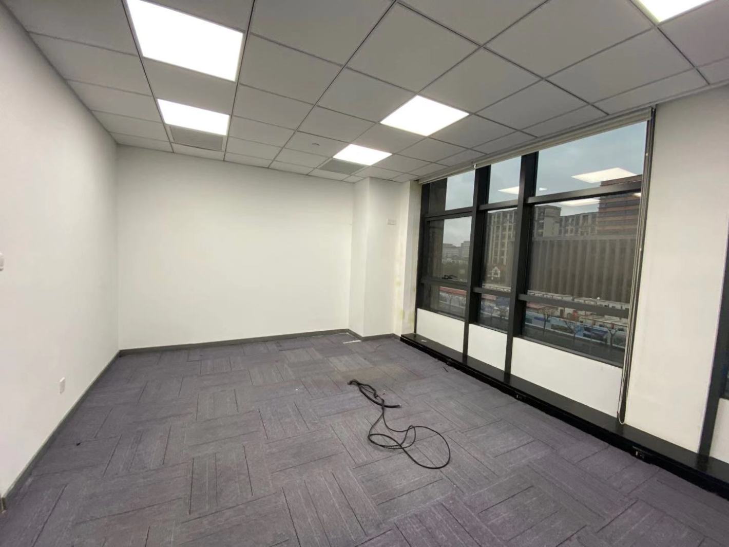 远洋合星大厦普陀 远洋合星大厦 178平米 简装修